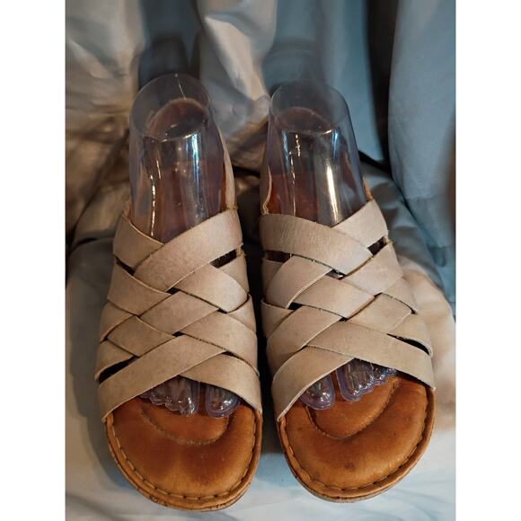 Børn Shoes - Born Sandals Beige Strappy Leather Cork Wedge Sz 9.5 Boho Beach Comfort